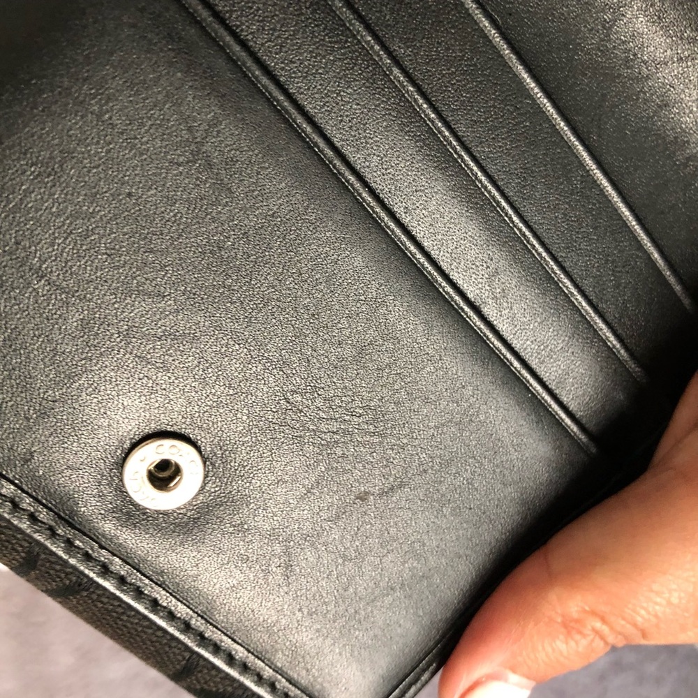Coach Wallet - Picture 5 of 6